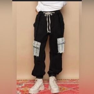 POL  Crochet Lace Drawstring
Distressed joggers